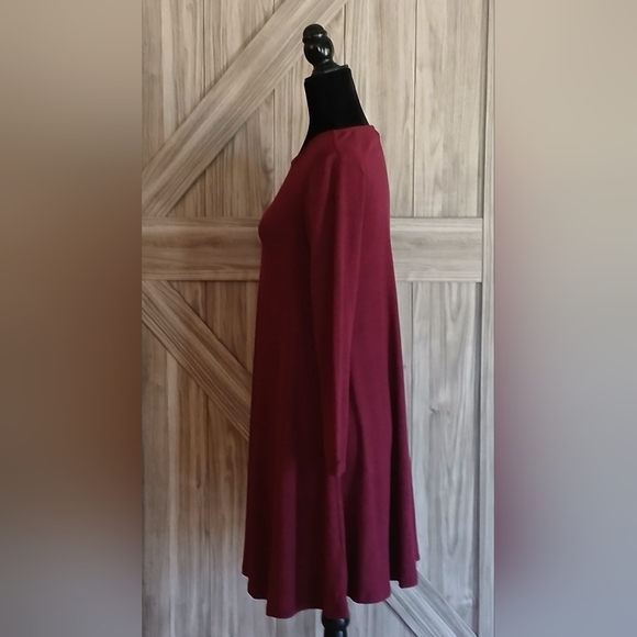 Old Navy Red A-Line Long Sleeve Swing Dress. (Size XS) - Picture 3 of 9